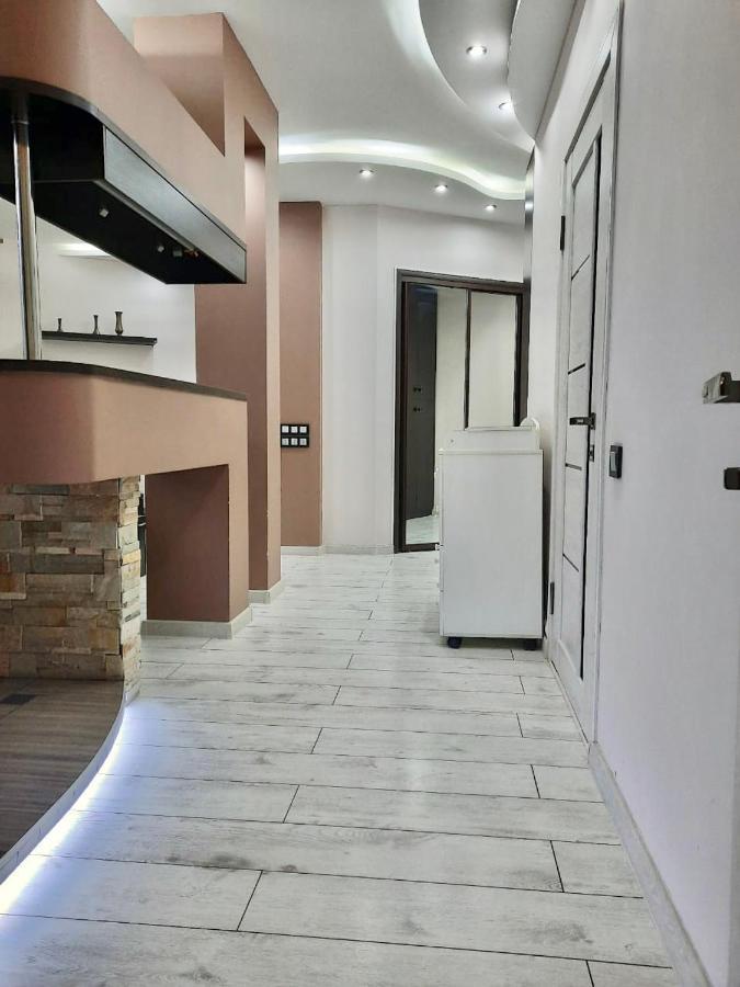 Ferienwohnung Жк Самал Де Люкс Almaty Exterior foto